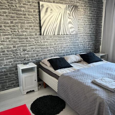 Kemi City L Near Snowcastle, 2 Rooms, Kitchen, Glazed Balcony, Free Parking On Street Екстериор снимка