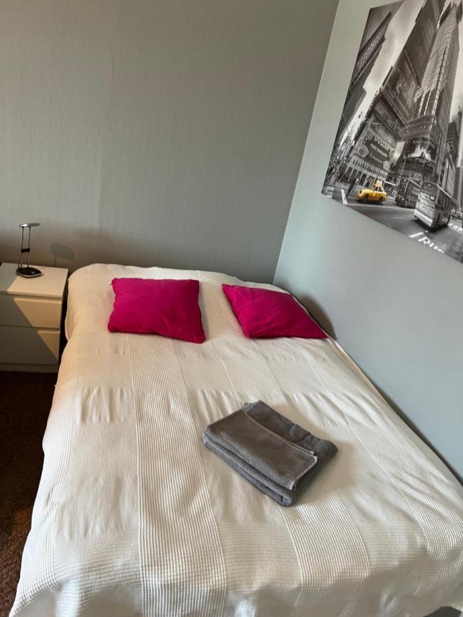 Kemi City L Near Snowcastle, 2 Rooms, Kitchen, Glazed Balcony, Free Parking On Street Екстериор снимка