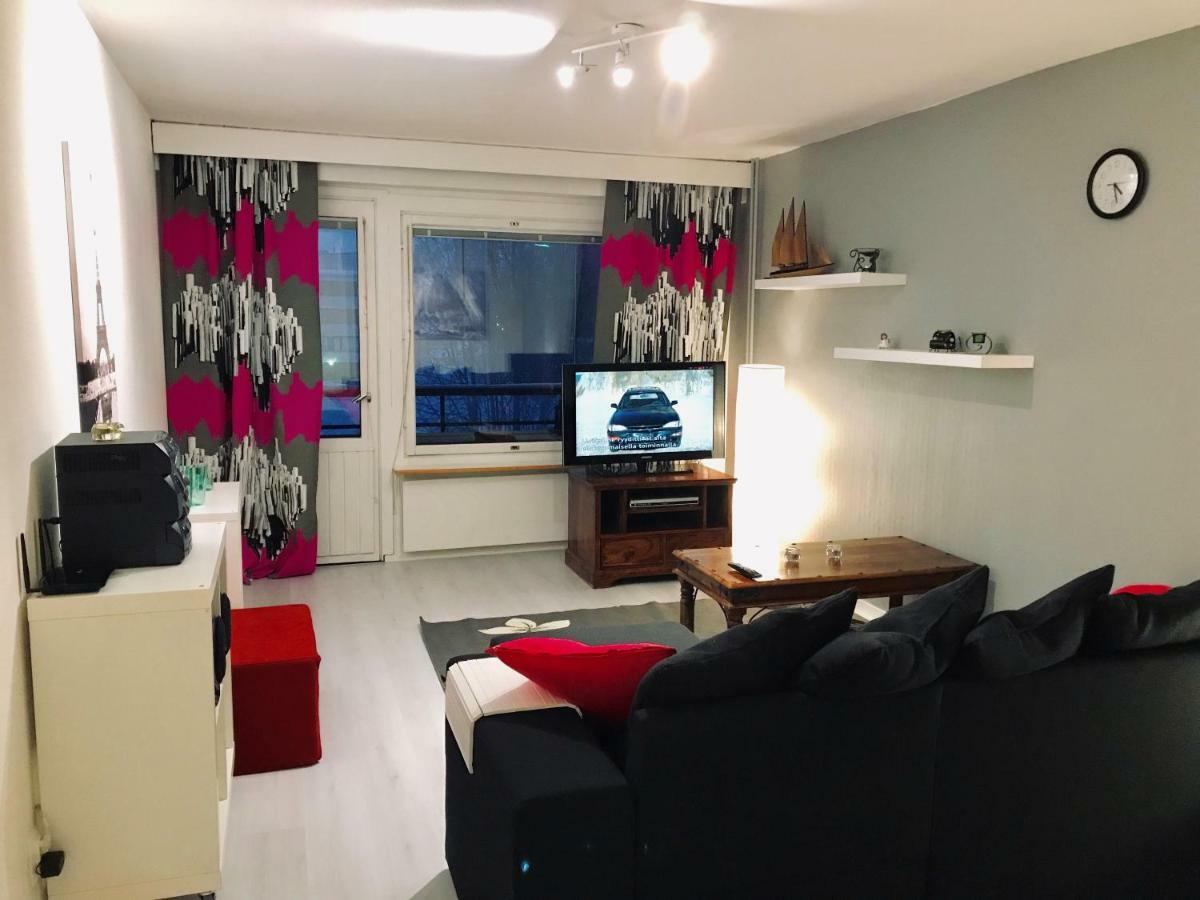 Kemi City L Near Snowcastle, 2 Rooms, Kitchen, Glazed Balcony, Free Parking On Street Екстериор снимка